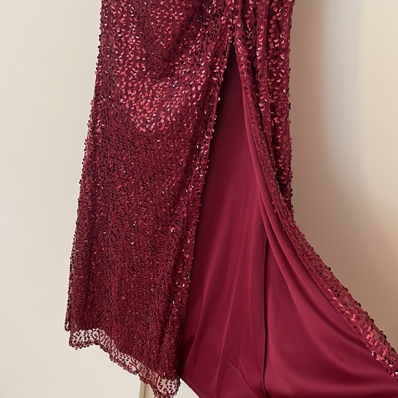 Fashion Nova sequenced maxi dress - Picture 3 of 6